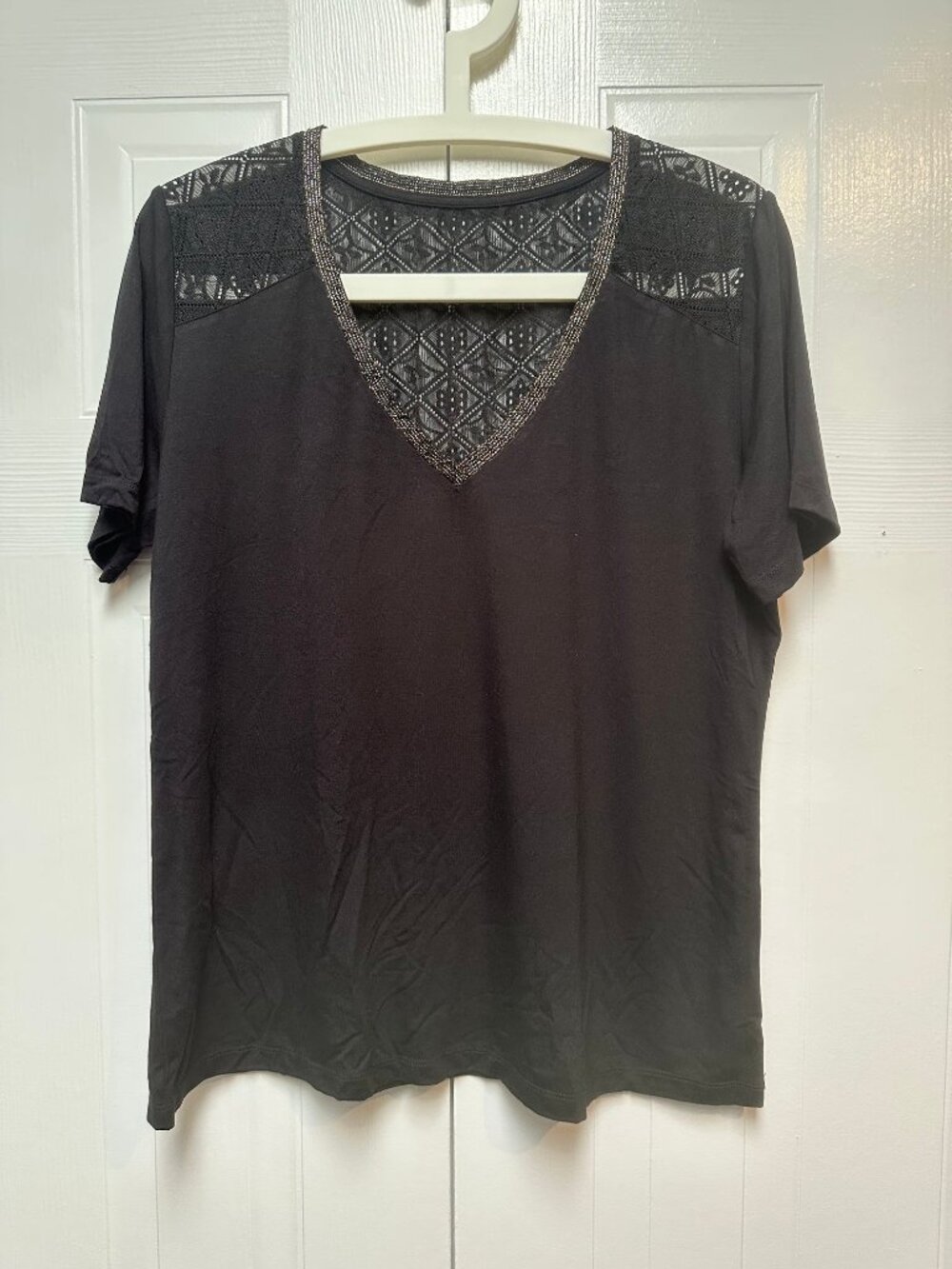 Tristan black v-neck t-shirt with lace details, size L, NWT